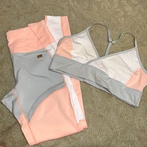 ASICS set sports bra and leggings with mesh detail good condition